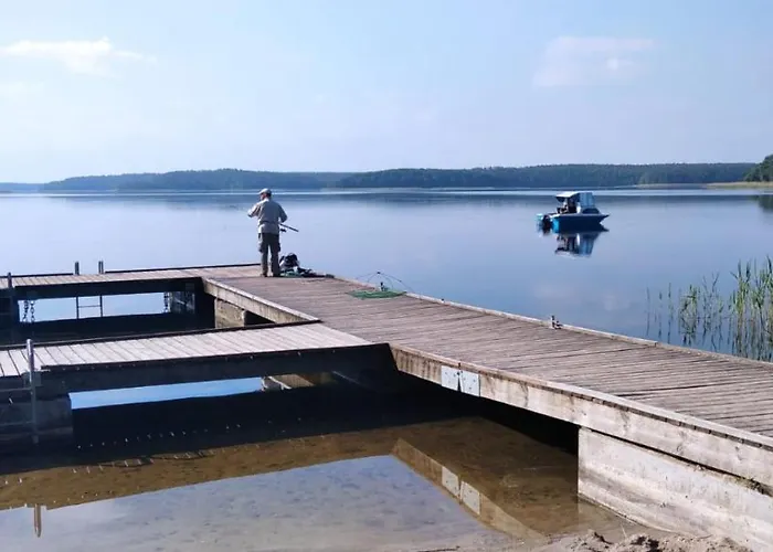 Letniskowe Nad Jeziorem Lubie