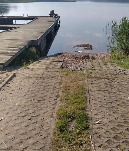 Letniskowe Nad Jeziorem Lubie Feriehus *